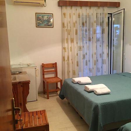 Villa Politis Poros  Exterior photo