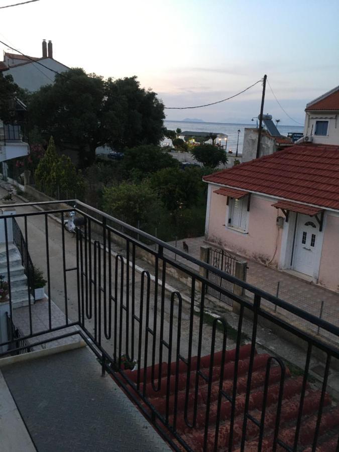 Villa Politis Poros  Exterior photo